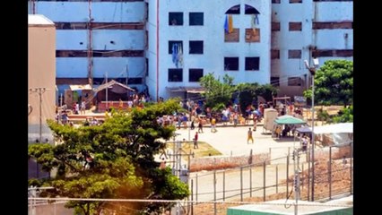 Disco en la carcel de Tocoron, Venezuela.