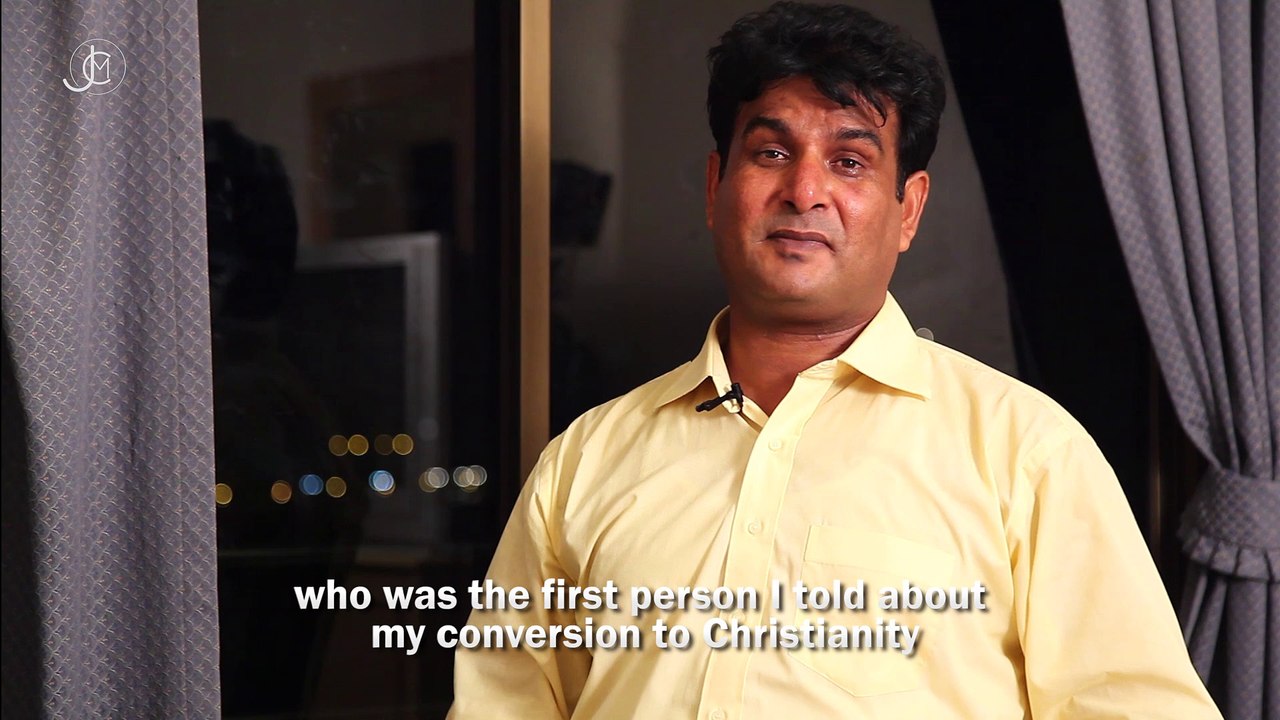 Ex Muslim´s sister burnt alive for uttering the word "God" (By: Jesus Christ for Muslims)