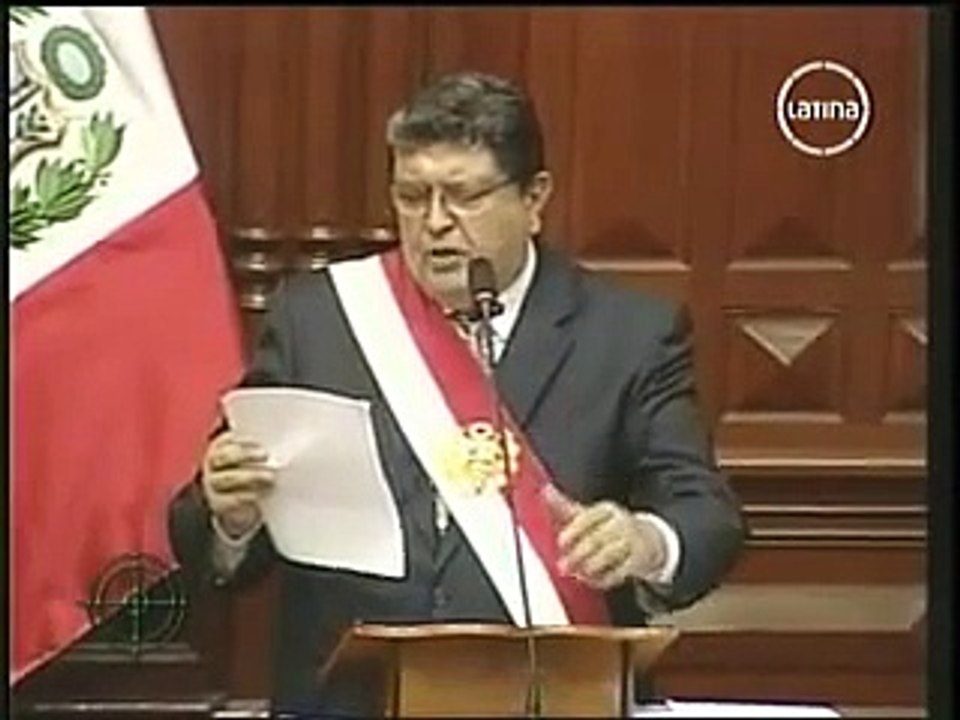 EL FRANCOTIRADOR 28-07-2010 JAIME BAYLY Y EL  MENSAJE PRESIDENCIAL parte 2-3