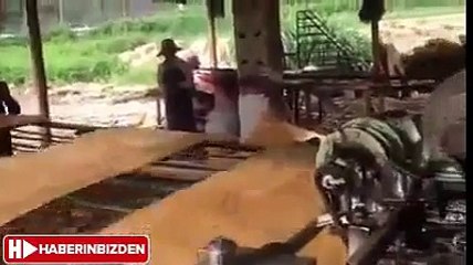 süper bi makina kereste kesiyor kagıt  yapıyor