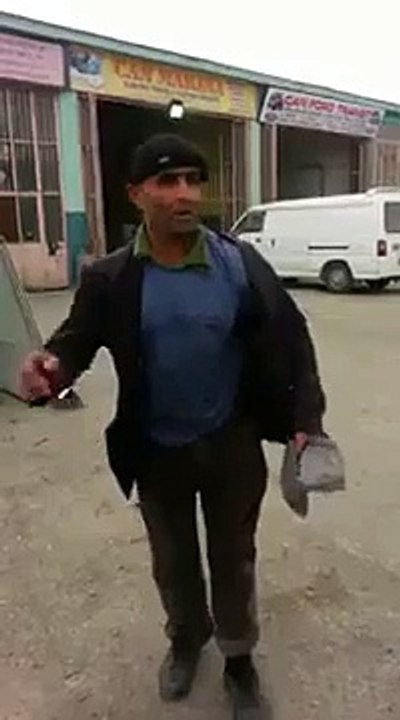 süper komik izleyin adam nasıl künye veriyor