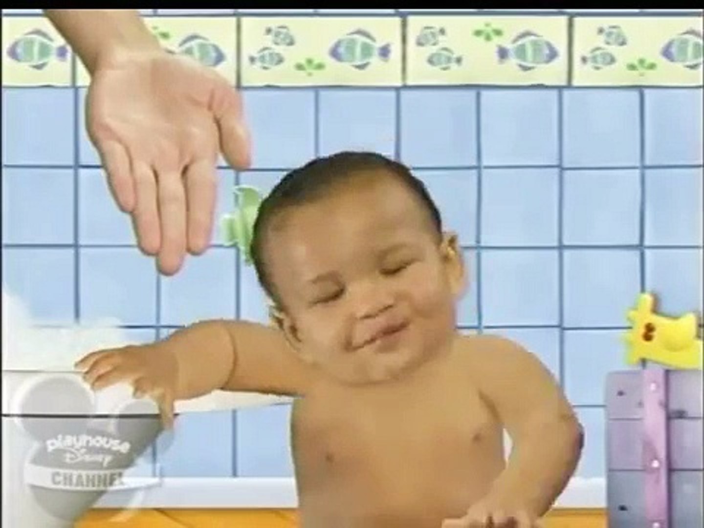 Química odio Seguro Vamos bebe bañera - video Dailymotion