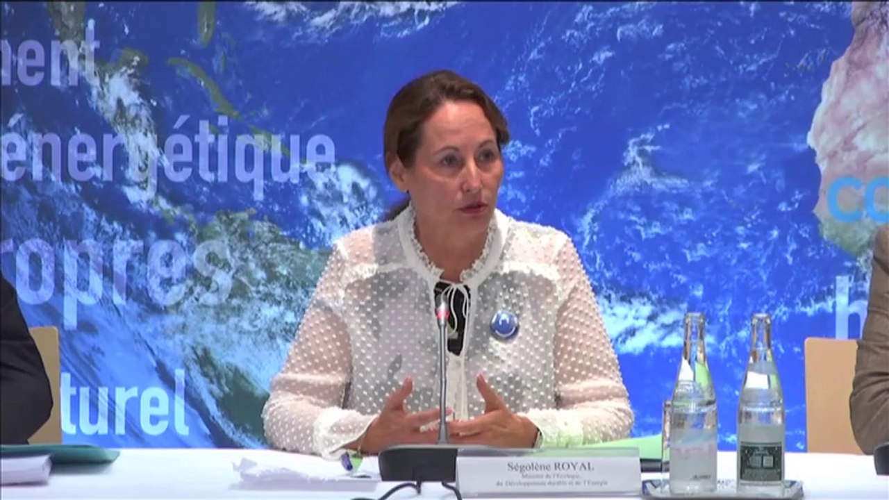 Ségolène Royal organise la conférence nationale pour la croissance bleue