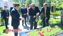 Davutoğlu ve Türkeş Alparslan Türkeş'in mezarını ziyaret etti!