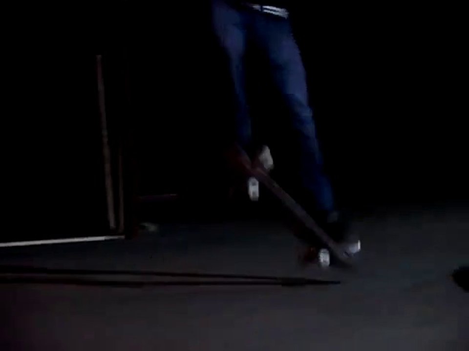 'The Back Pocket Beginners Bible: Extended' - Street video tutorial 3: Backside 180 nollie