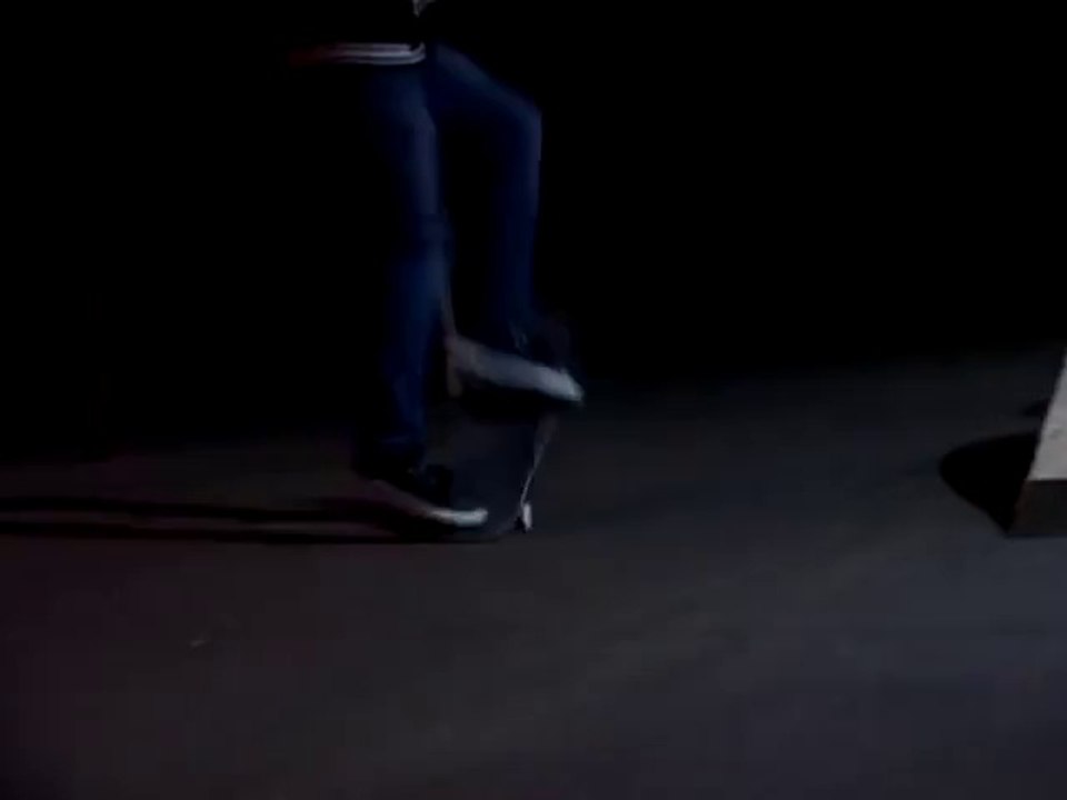 'The Back Pocket Beginners Bible: Extended' - Street video tutorial 1: Frontside pop shove it