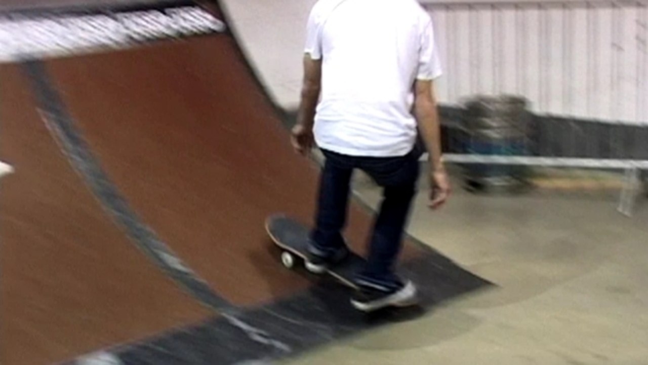 'The Back Pocket Beginners Bible: Extended' - Transition video tutorial 6: Frontside ollie