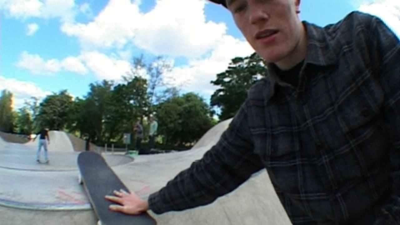 'The Back Pocket Beginners Bible' - Transition video tutorial 7: Frontside rock & roll