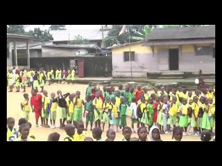 Les Aventures de Monica - L'enseignante