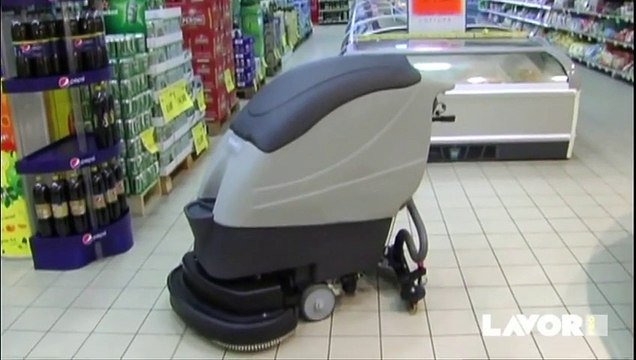 Floor scrubber dryer SCL Easy R - Pakistan