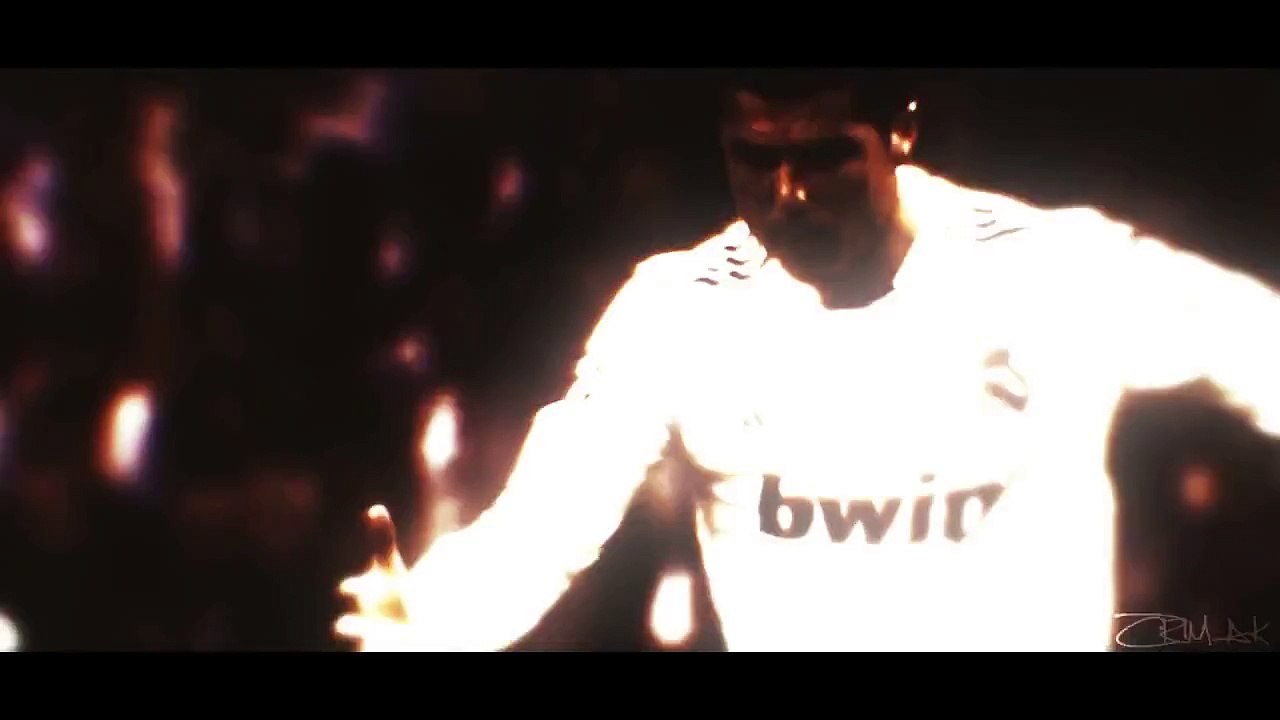 Cristiano Ronaldo - Glitch