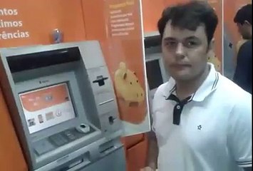 Marcio Gomes no golpe W-mob