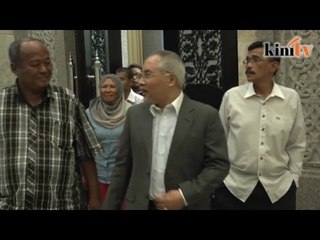 Descargar video: Sakit jantung, Mahkamah tangguh penghakiman Khir