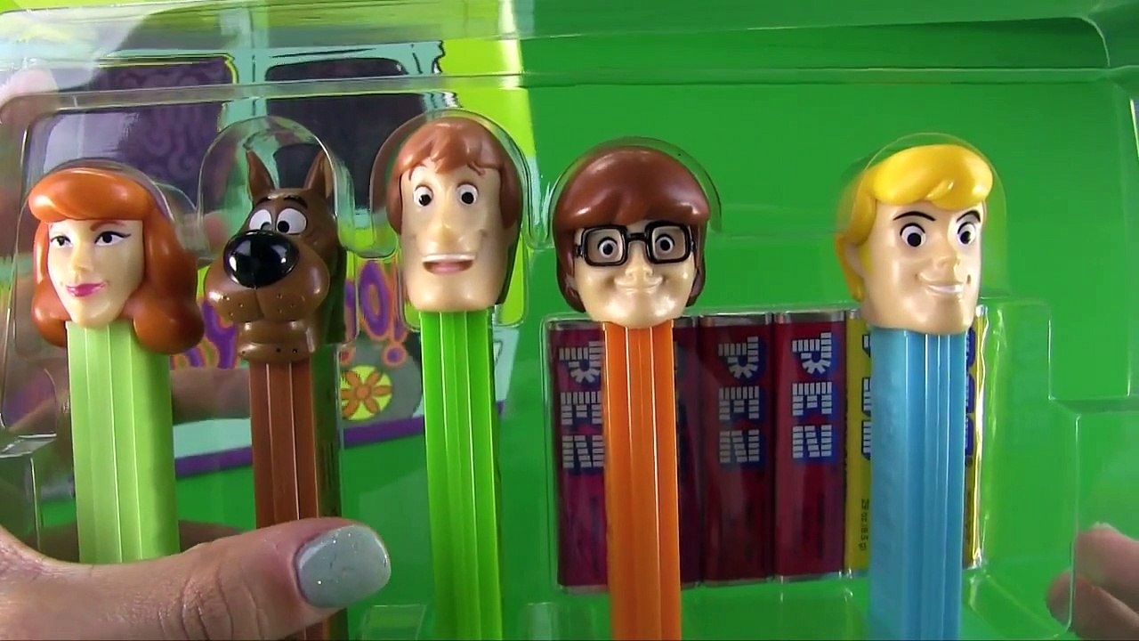 Wow, check out the PEZ Scooby-Doo! Candy and Dispenser Gift Set