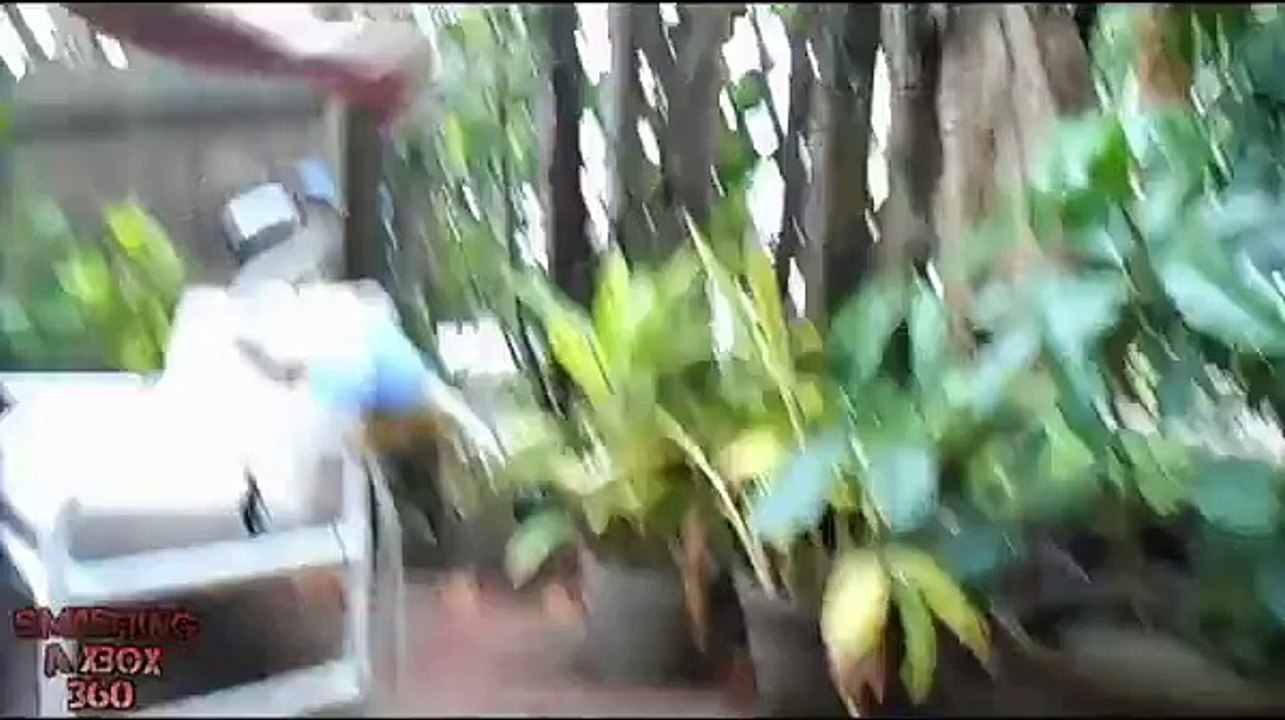 SMASHING A XBOX 360