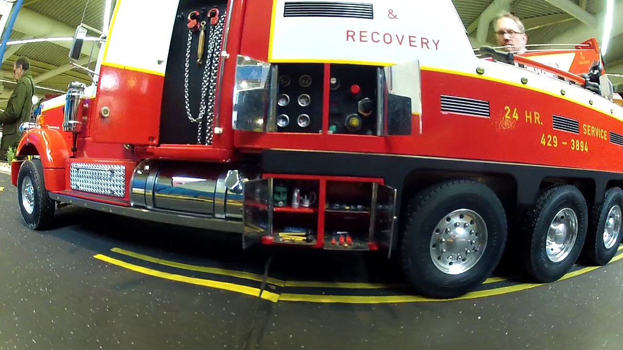 TOWING TRUCK WEDICO