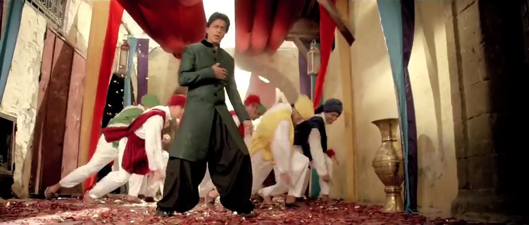 Espaces Saada ft. Shah Rukh Khan