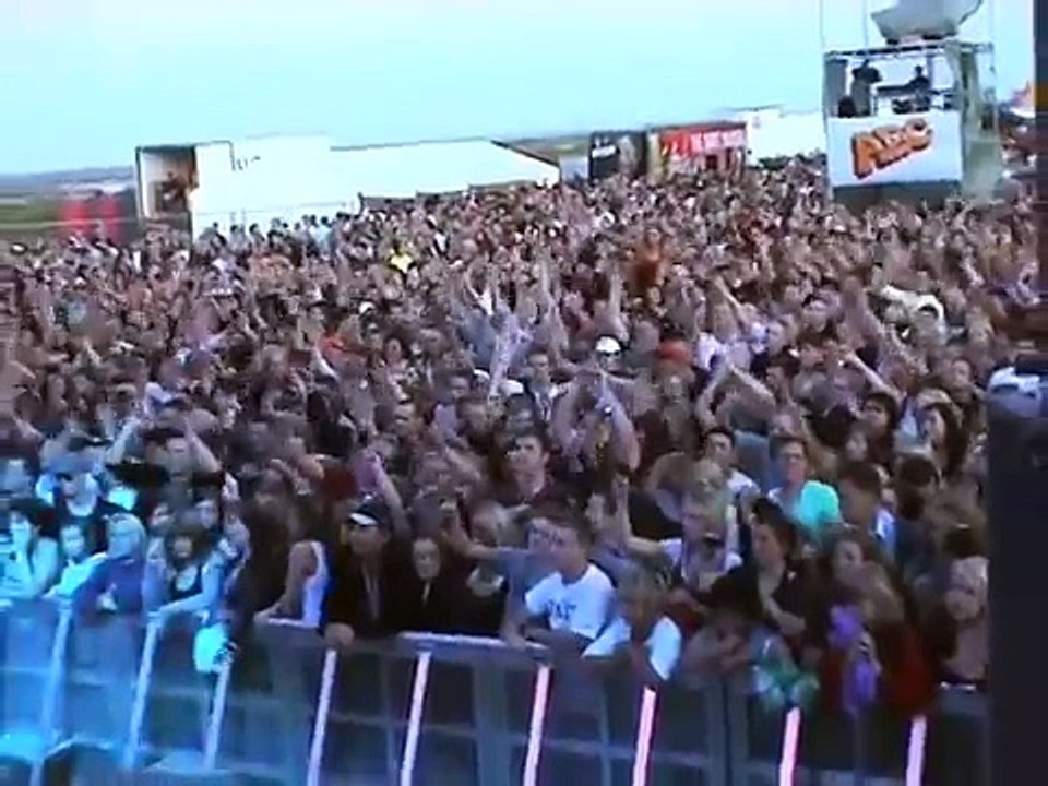 Freedom vs. Musikk - Hang on 2007 (live version)