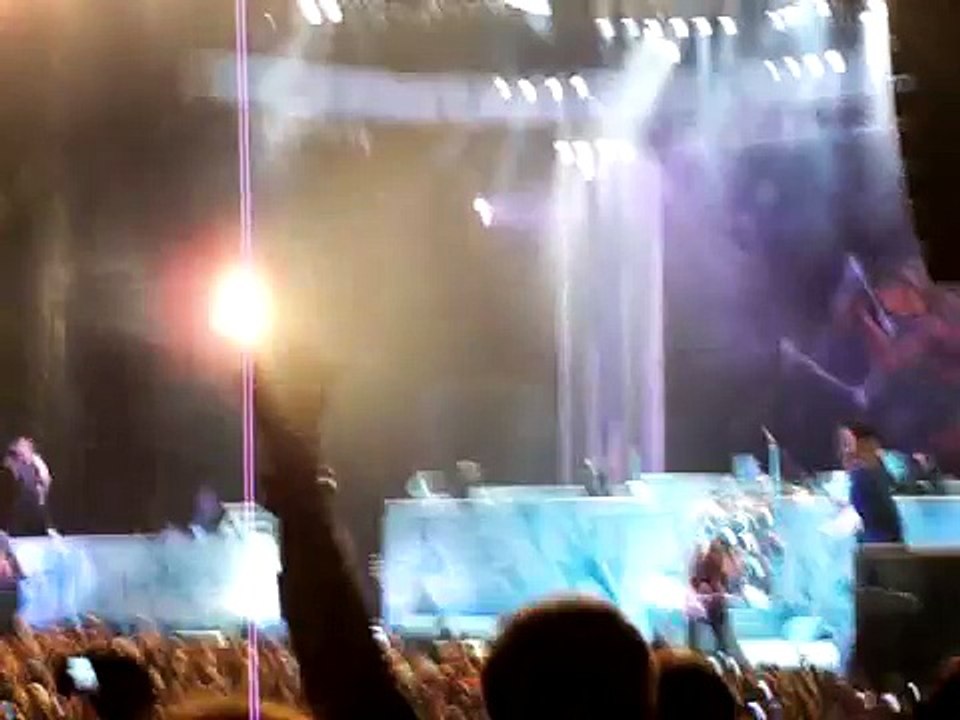 Iron Maiden - Maiden England Tour 8/17/12 - Eddie and "Wasted Years"