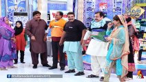 Shabbir Jan with Wife in ATv Ramadan Kareem 2015 Pictures