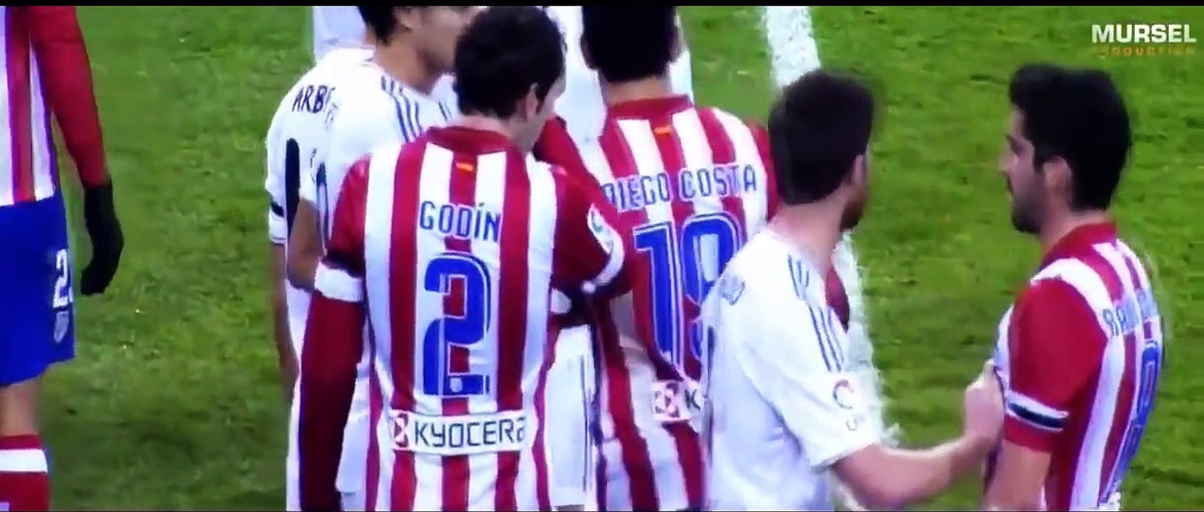 Funny Football Moments Fails, Bloopers, Misses...