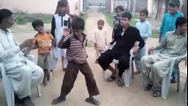 A sweet child is dance on song aaj billew hey paney paney