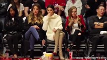 Naked Kendall Jenner & Cara Delevingne Lick Each Other