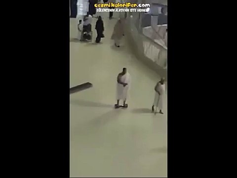 Kabe'yi Hiç Yorulmadan Tavaf Eden Adam