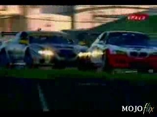 Huge Motorsport Crash vol plané