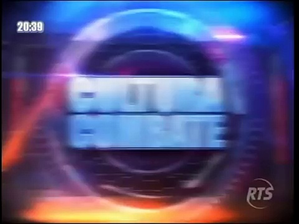 Combate RTS Ecuador - Cultura Combate: El Beso de Bratt y Monica