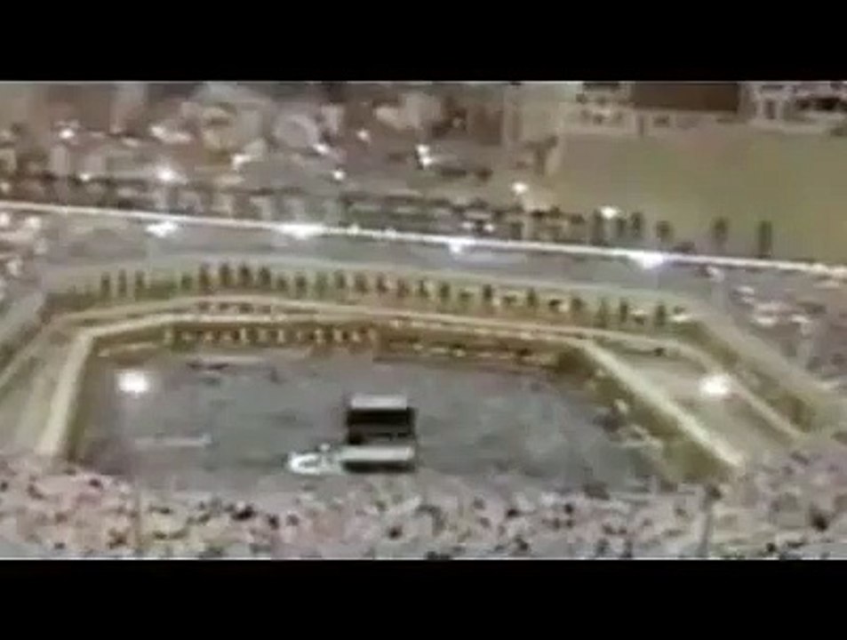 Imam-e-Kaaba Crying During Tilawat Surah Fatiha