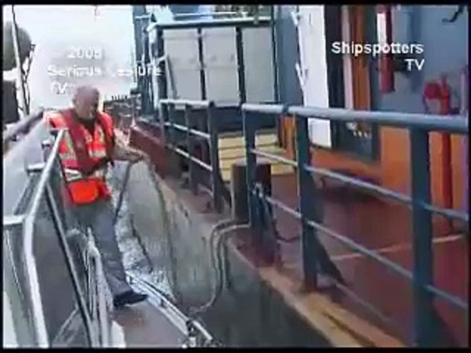 Dredgers Sand Falcon & Sleidrecht 27 at sea.