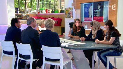 Anciennes esclaves de l'EI, elles racontent - C à vous - 01/09/2015