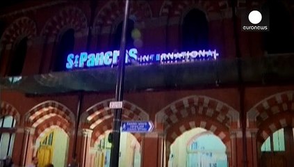 Un grupo de inmigrantes paraliza el Eurostar en Calais