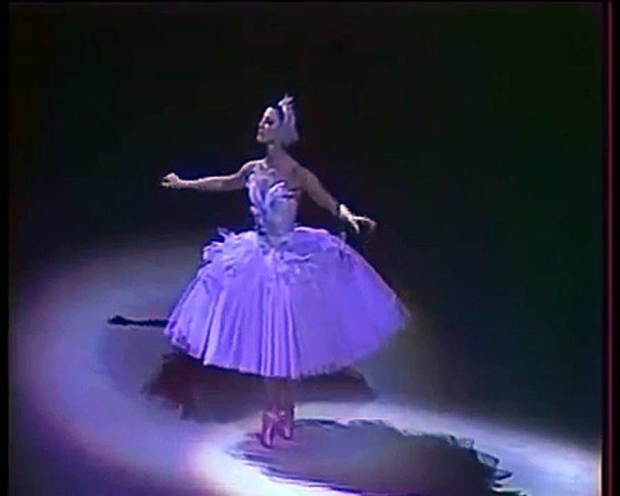 Майя Плисецкая. Умирающий лебедь.