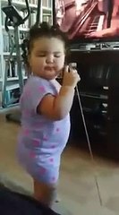 Twinkle Twinkle Little Star Funny Small Girl Singing Video