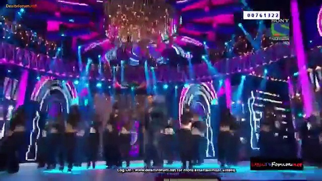 Salmankhan at filmfare perfomance