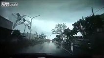 Typhoon Soudelor blows car away in Taiwan