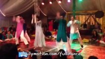 Pakistani Mehndi Dance One Girl With Boys 2015 - Video Dailymotion