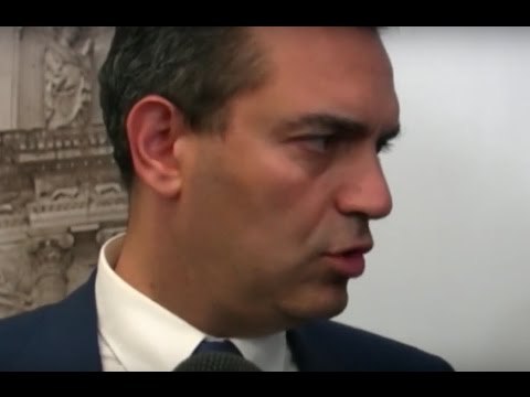 Napoli - De Luca e De Magistris: No ad inceneritore a San Giovani a Teduccio (01.09.15)