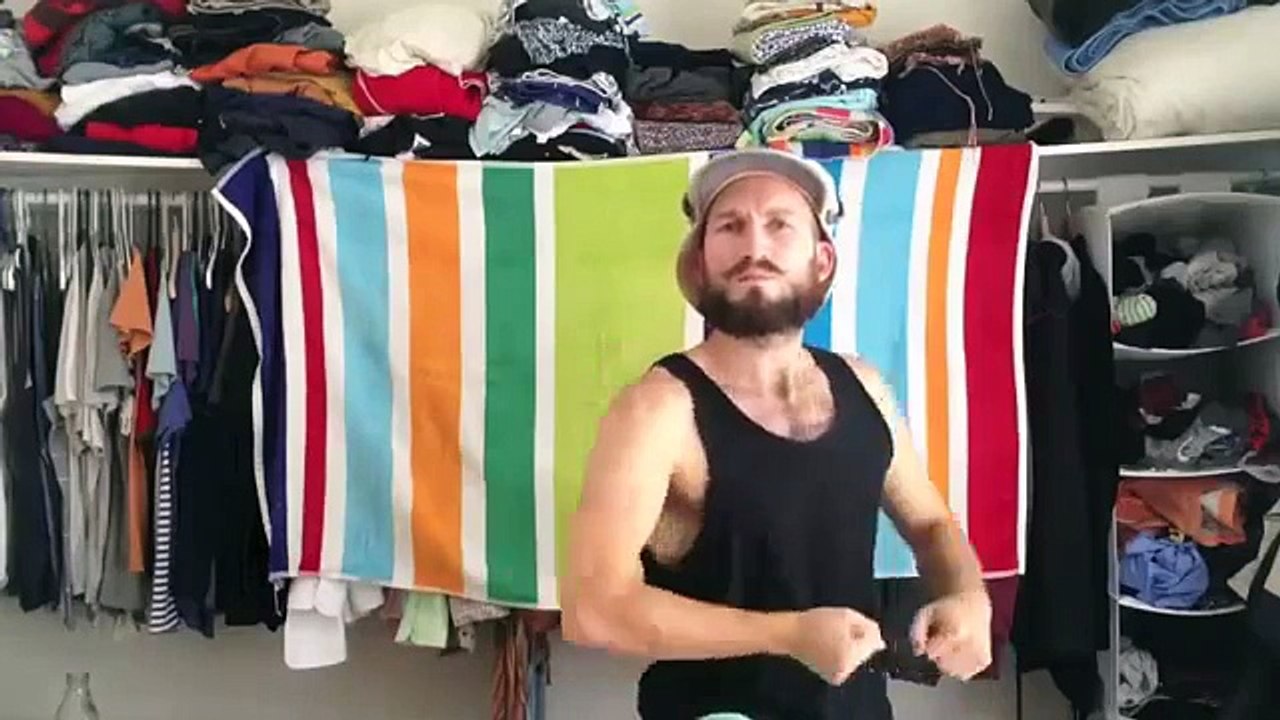 Andy Dexterity - I Want To Break Free (sign language)