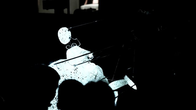 Dundu als Überraschungs-inszen.Lenzburger Gauklerfestival