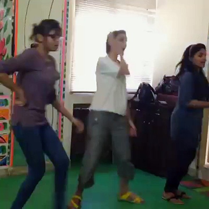 Urwa Hocane dancing Reharsal