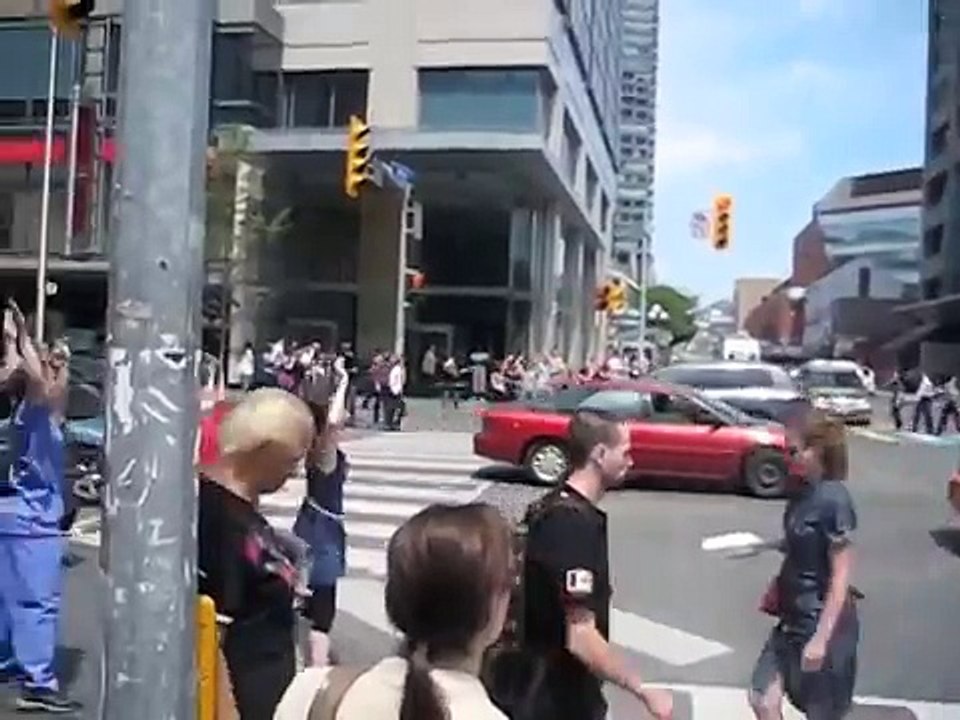 Martin Solveig and Dragonette - Hello - Flash mob Toronto!