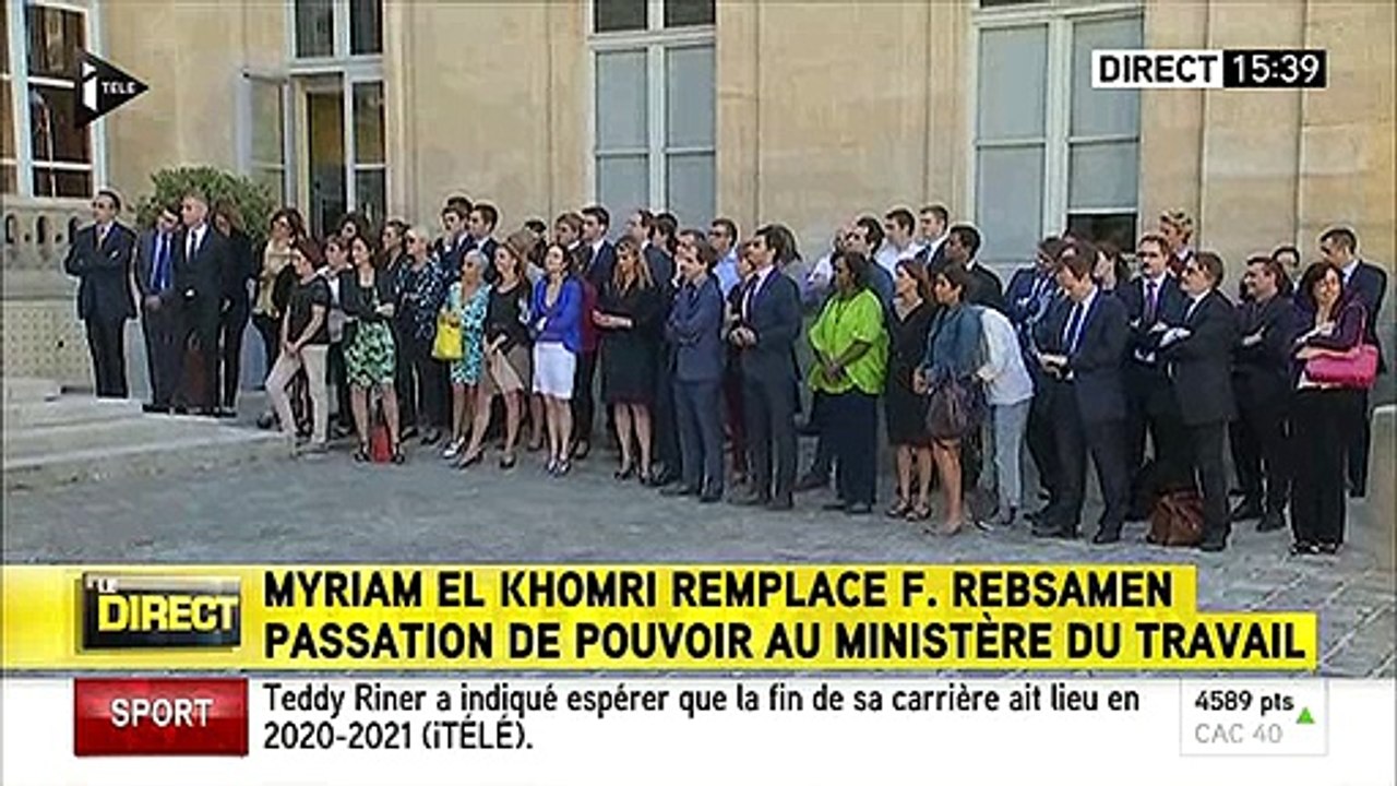 Rebsamen aura "une pensée émue" pour El Khomri "chaque mois", au moment de l'annonce des chiffres du chô