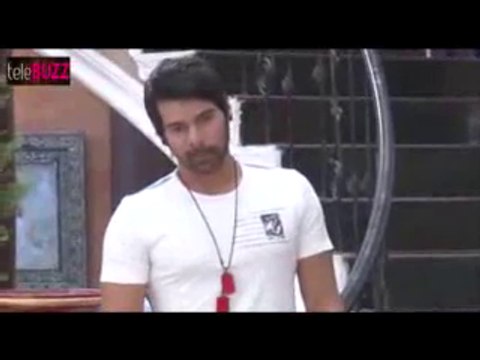 Abhi Pahucha Daaru Pike Gher Aur KIya Hangama - 2 September 2015 - Kumkum Bhagya