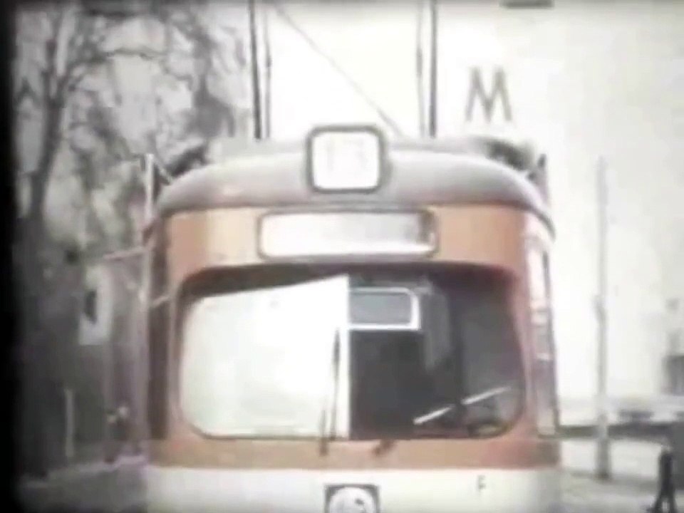 Straßenbahn Frankfurt - Linie 13 - Opernplatz - Berkersheim - Opernplatz