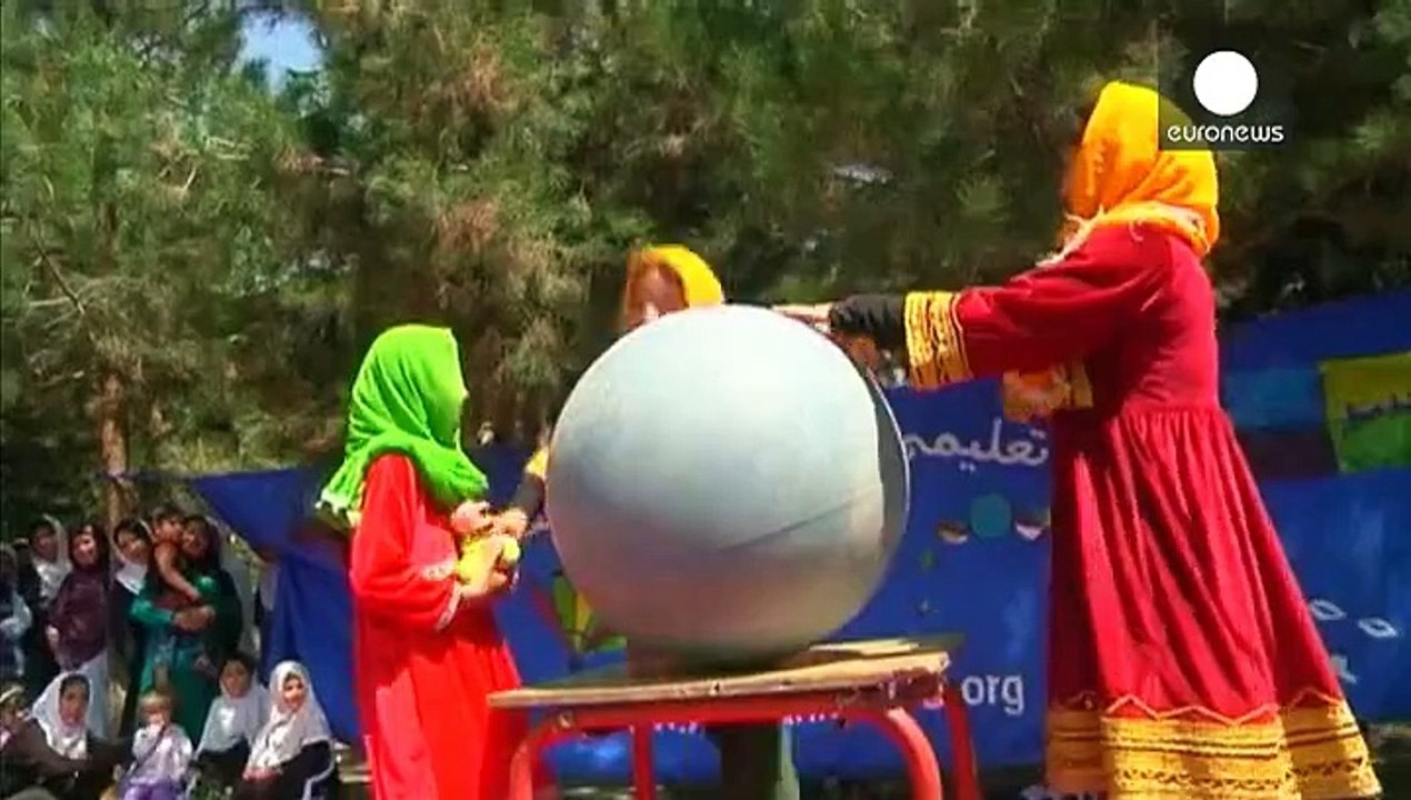 Afghanischer Minizirkus verzaubert vom Krieg geprägte Kinder