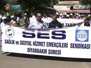 Sağlık çalışanlarına yönelik şiddet protesto edildi
