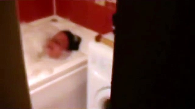 скрытая камера. эрик бана в фильме жена путешественника. опасные связи 1 сезон 30 выпуск. жена изменяет в ванной. супружеская измена.